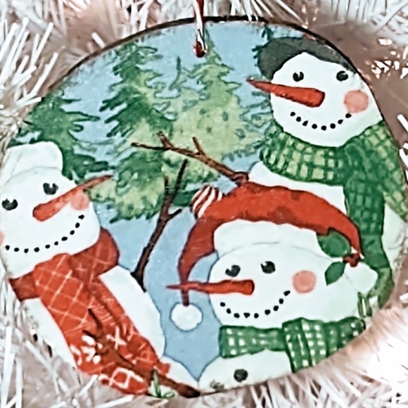 Hand Crafted Decoupage Wooden Christmas Ornament/Winter Snowmen/Tree Decor - Picture 3 of 3
